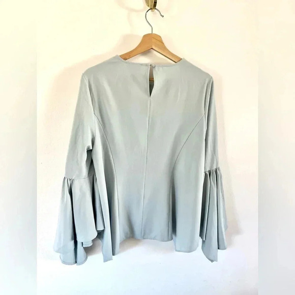 Carmen Marc Valvo Blue Long Flowy Bell Sleeve Haven Blouse Size Medium - Picture 8 of 10